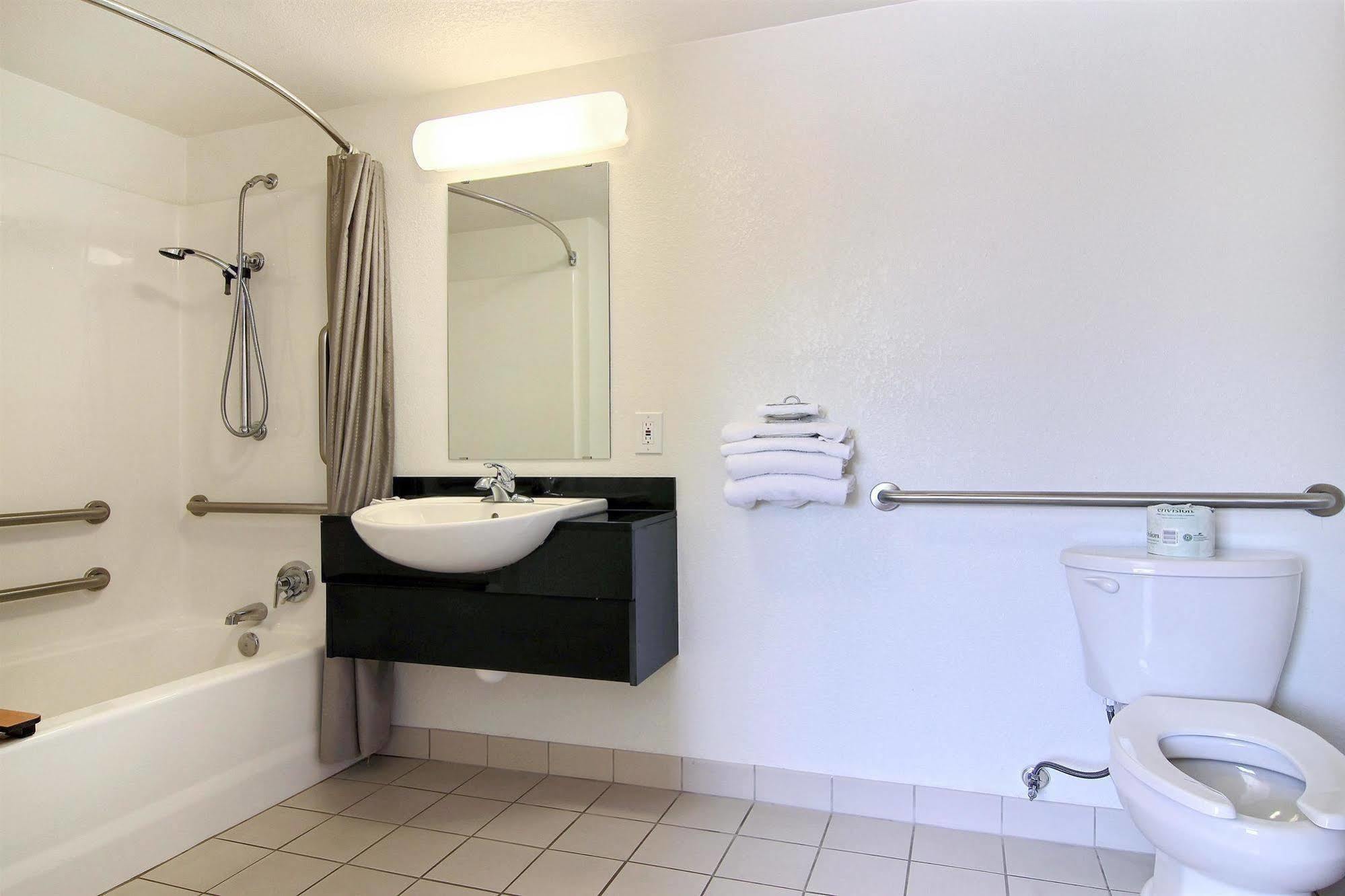 Hotel 6-abilene, Tx 3*